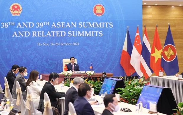 PM attends closing ceremony of 38th, 39th ASEAN Summits and Related Summits